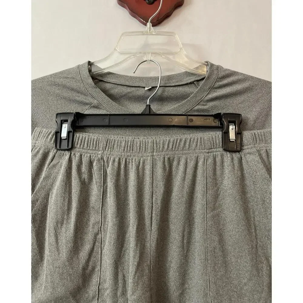 Womens Large Gray Ribbed Shirt & Shorts Comfy Pull-On Stretchy Lounge Set! A3037 - Picture 3 of 9